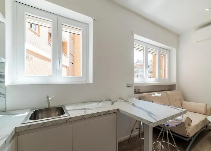 Guesthost - Vatican Museums Cosy Flat Appartamento *